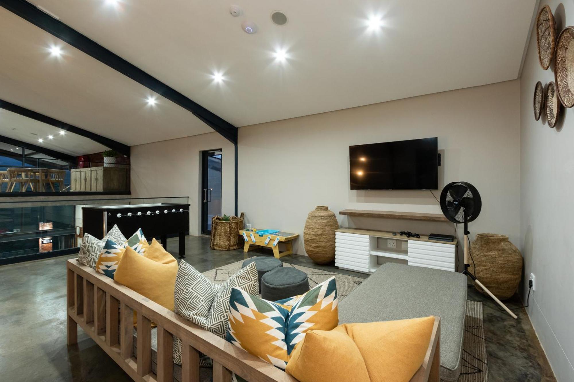 Dragonview Lodge Champagne Valley المظهر الخارجي الصورة